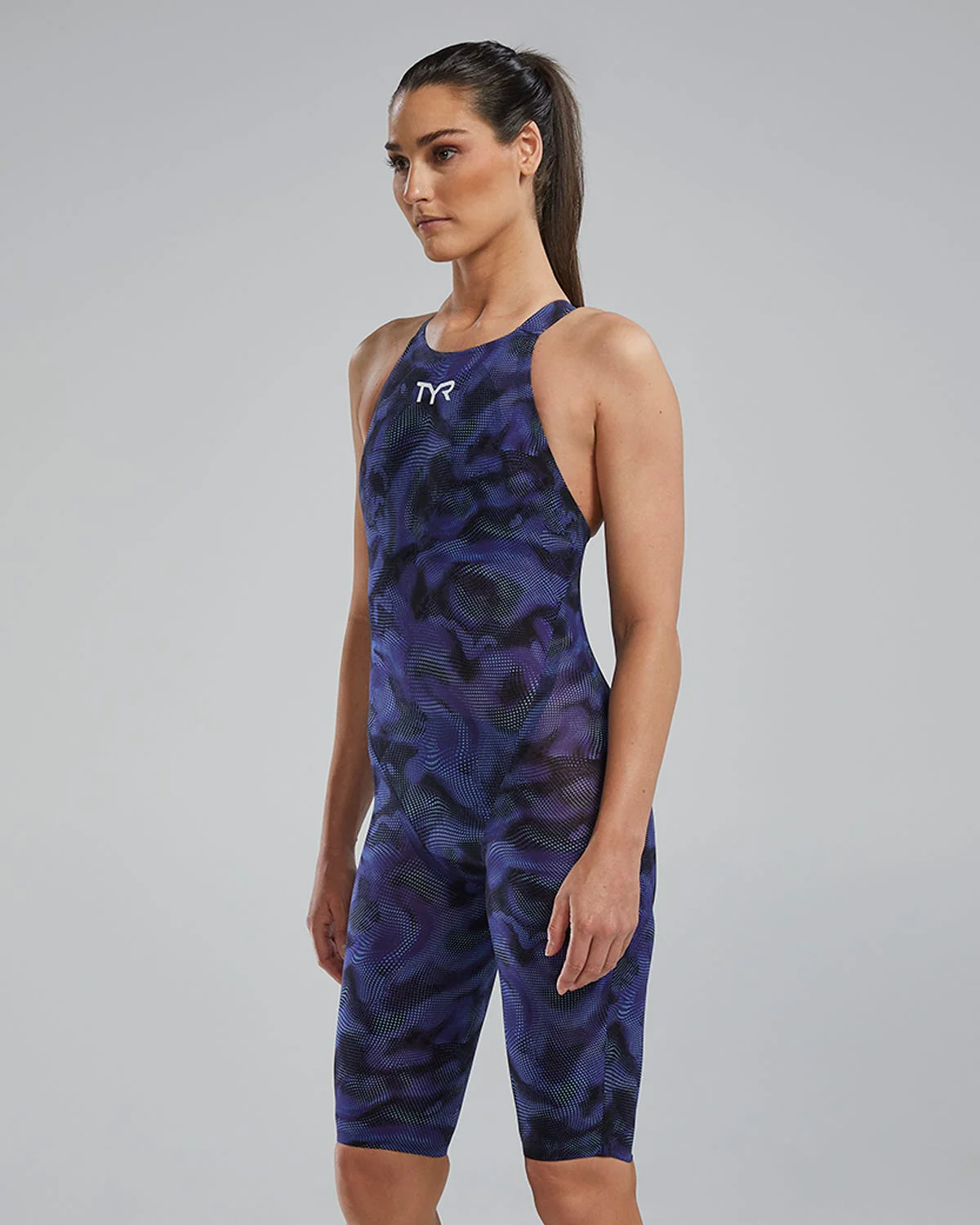 TYR Women's Avictor™ 2.0. Closed Back Swimsuit - Exolon - Image 27