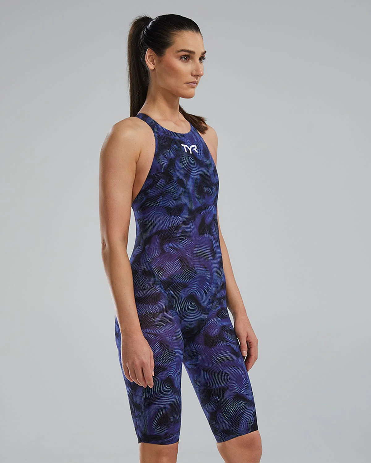 TYR Women's Avictor™ 2.0. Closed Back Swimsuit - Exolon - Image 28